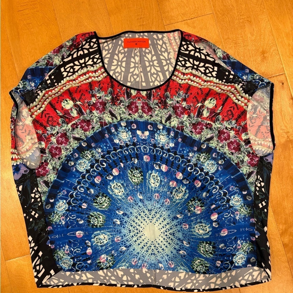 Clover Canyon colorful top shirt sleeve sz s